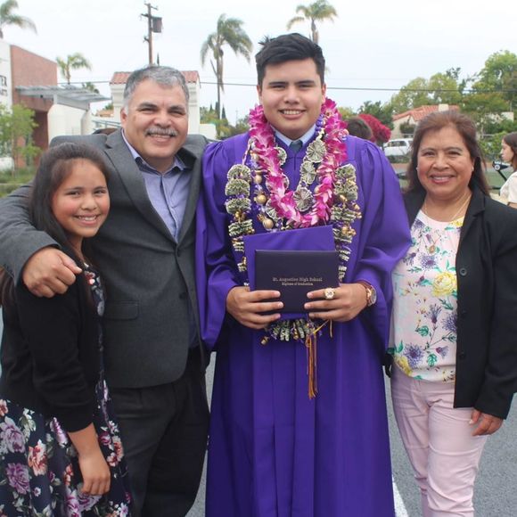 Meet your Posher, Adrian - Picture 1 of 1